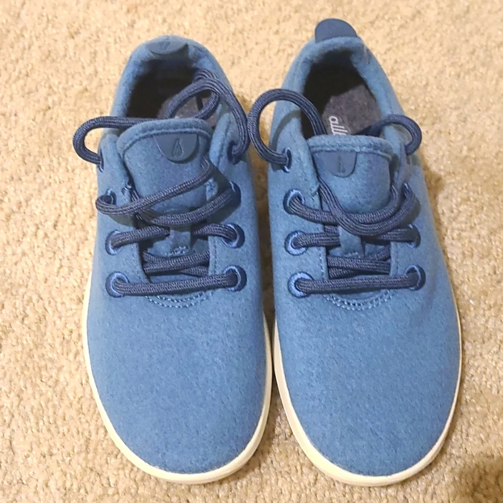 AllBirds Wool Runners size 7